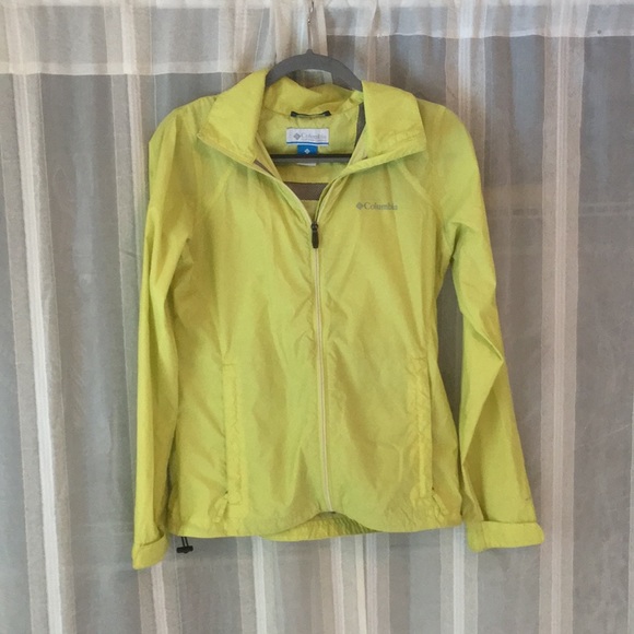 Green Columbia rain jacket - Picture 1 of 3